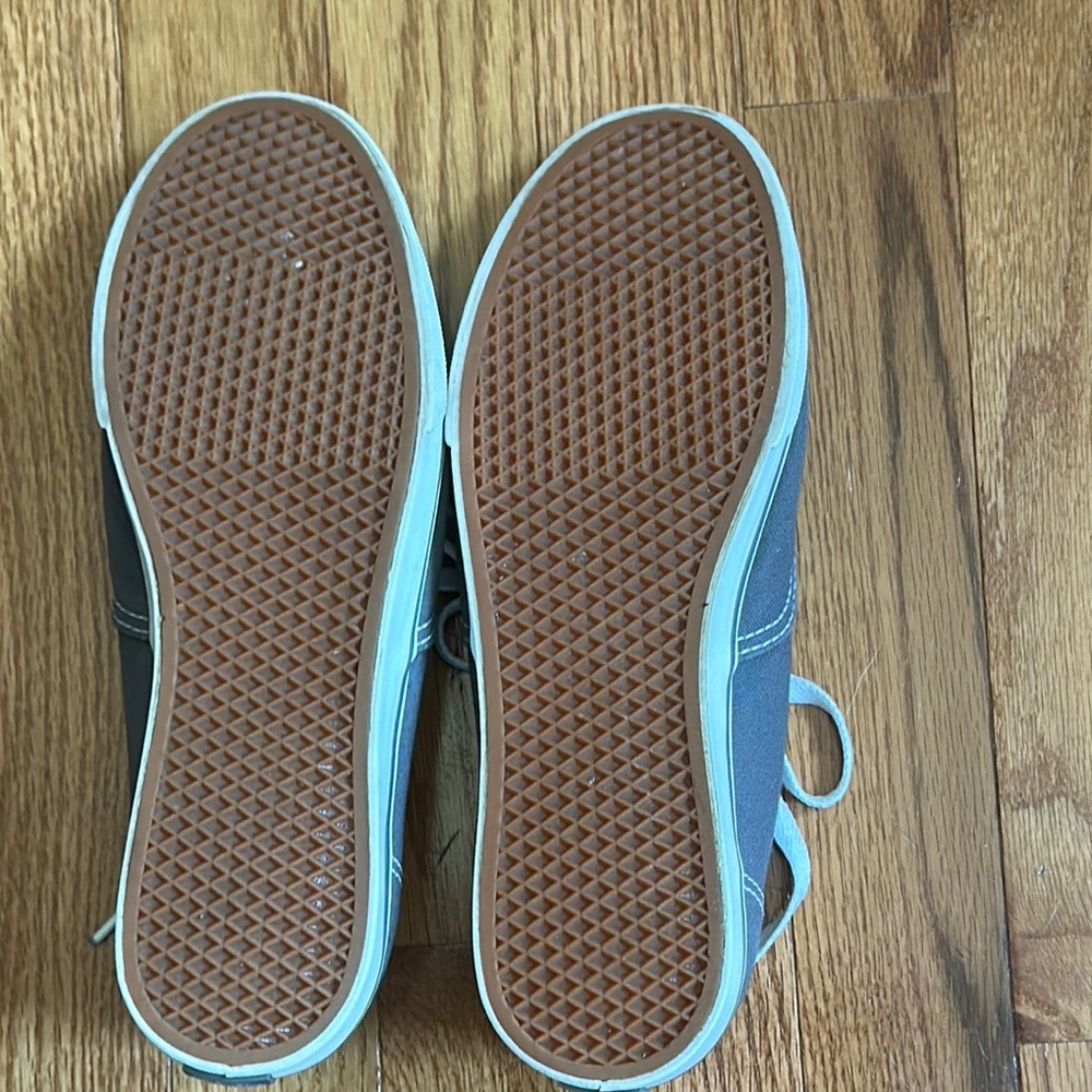 Unisex Vans Grey Canvas Shoes with White Accents Men’s Size 6.5 Women’s Size 8 - Picture 5 of 6